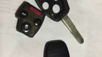 Parts of the Honda Accord key fob
