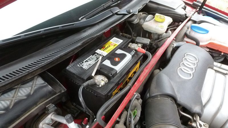  battery measure over 14.4V while idling - battery is charging with