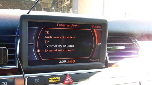 Audi MMI 2G Screen