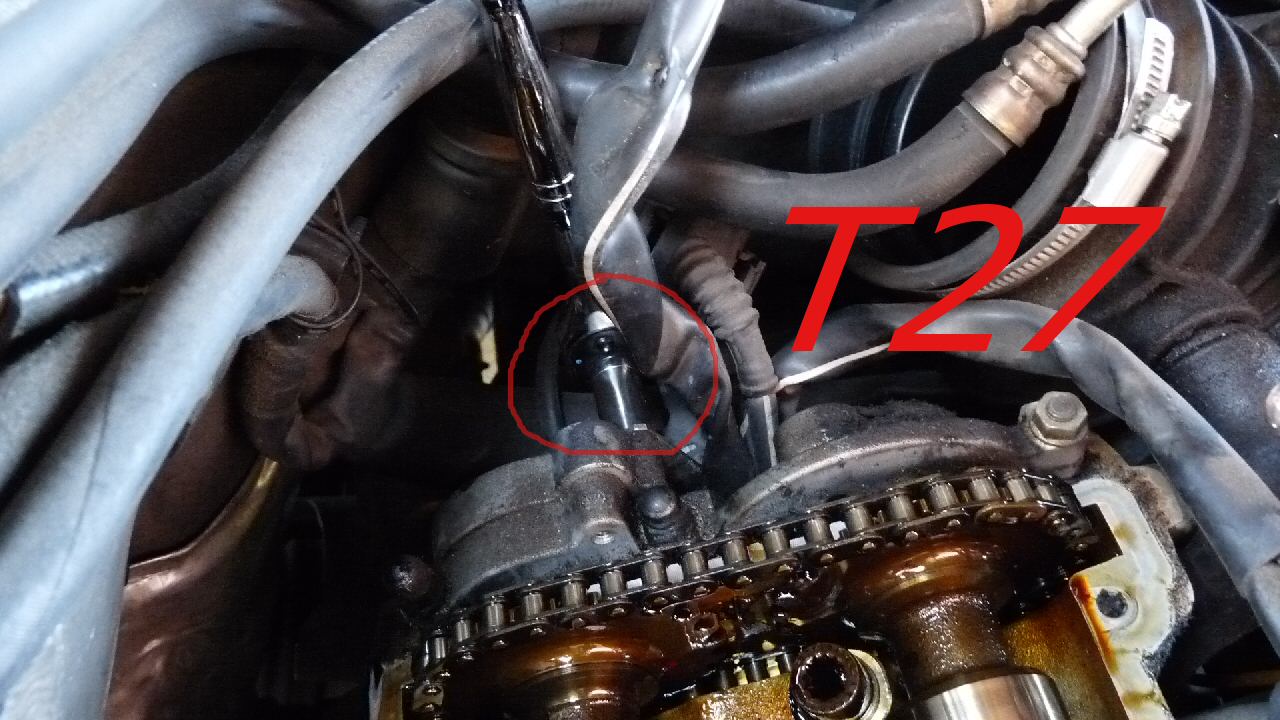 T27 star to remove camshaft cover bolts (2)