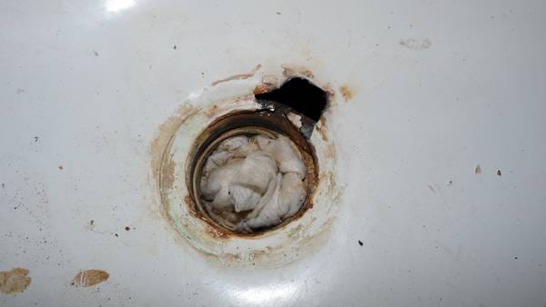 Fix Rusted Holes In Iron Bathtub, Bathtub Drain Rust Hole Repair